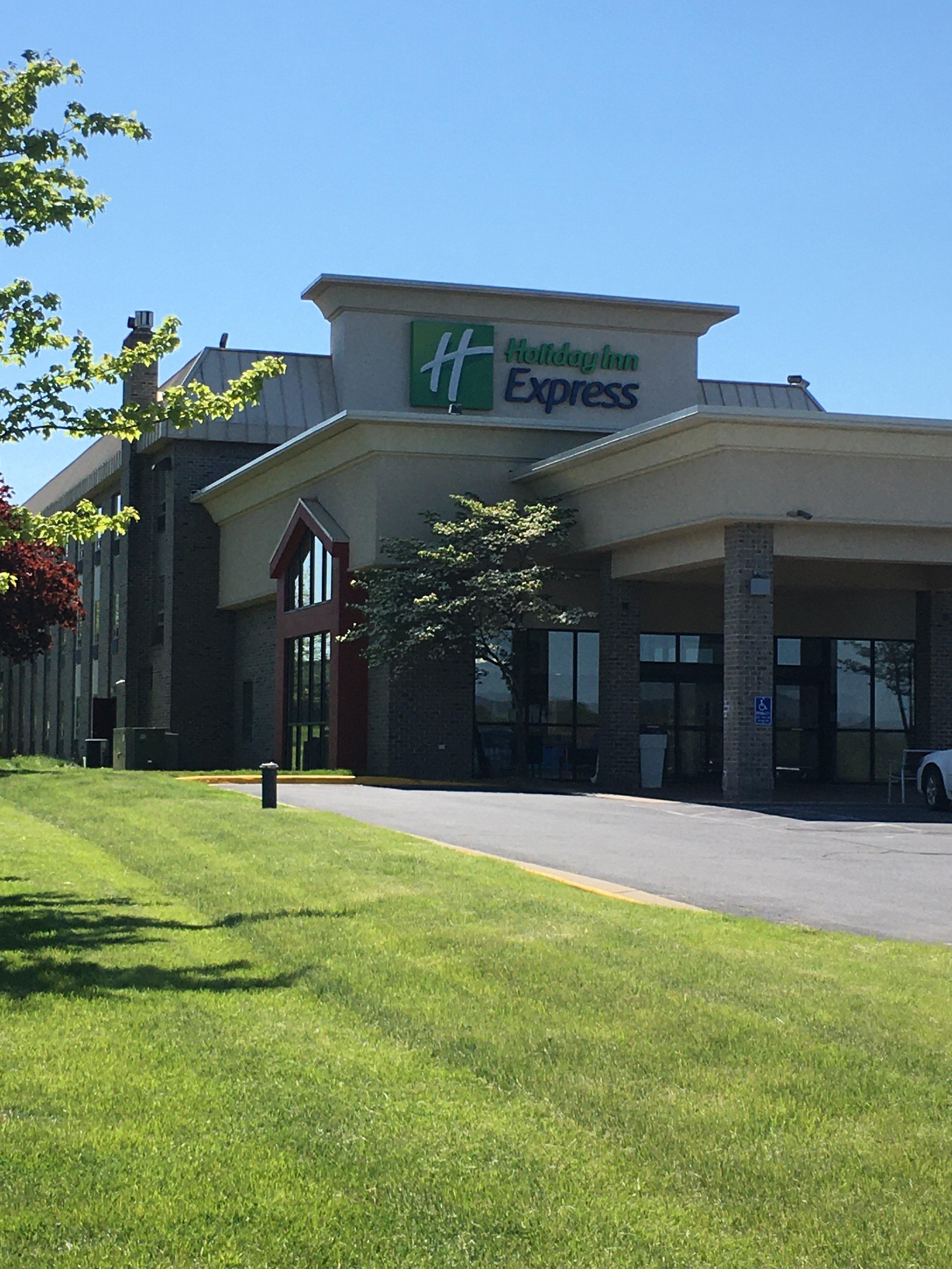 Holiday Inn Express Stephens City By Ihg Exterior foto