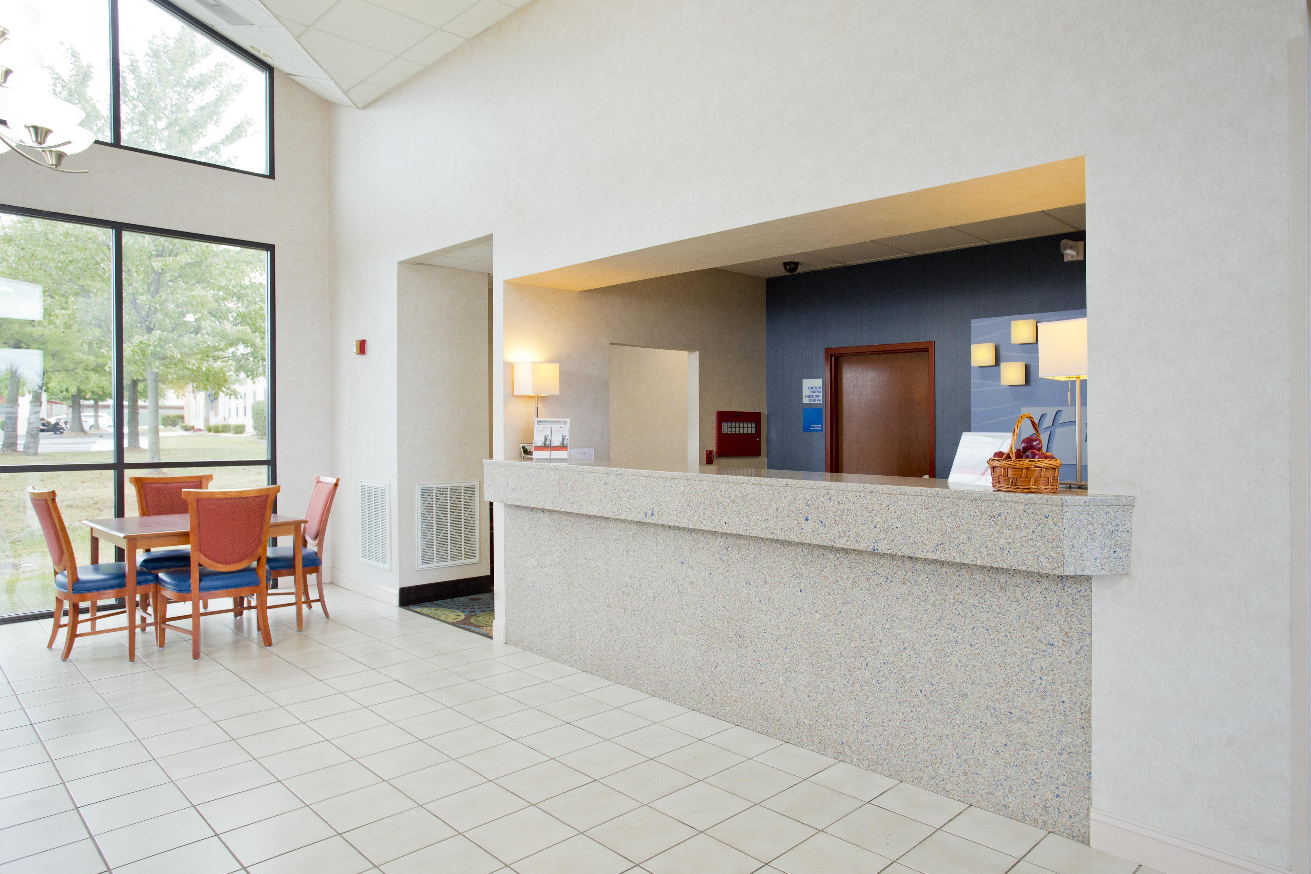 Holiday Inn Express Stephens City By Ihg Exterior foto