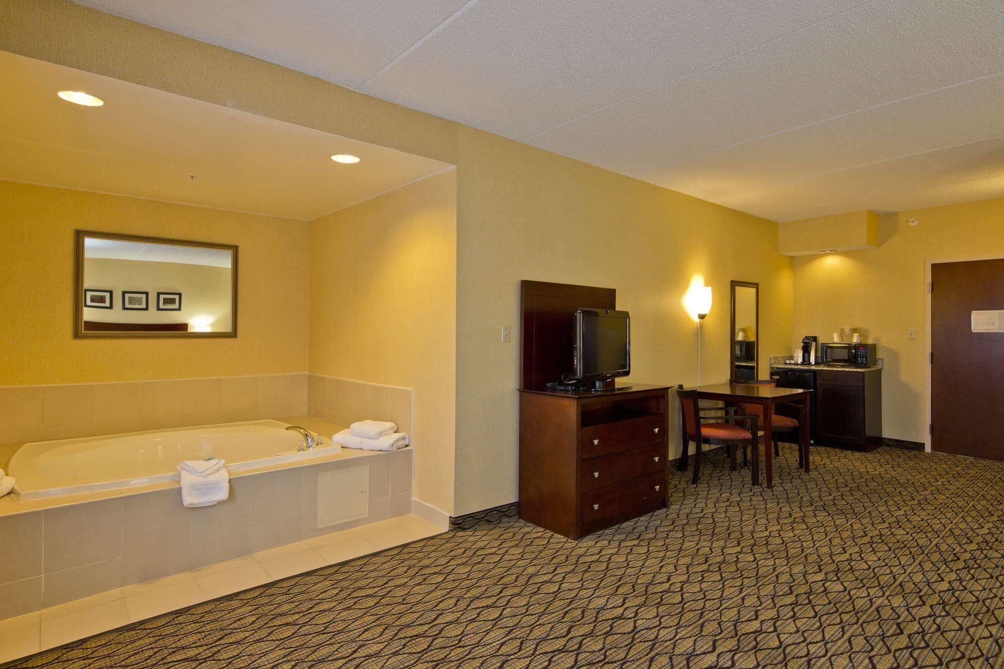 Holiday Inn Express Stephens City By Ihg Exterior foto